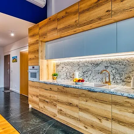 아파트 Penthaus Dwupoziomowy Z Klimatyzacja I 2 Lazienkami - 5d 카르파츠